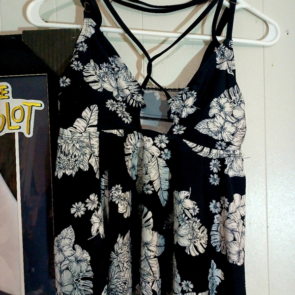 Tanking top - Picture 2 of 3